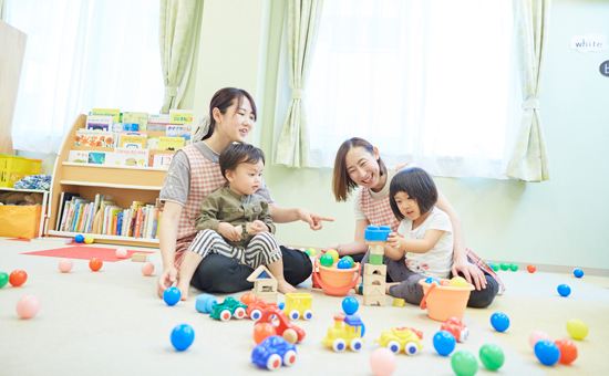 保育園運営